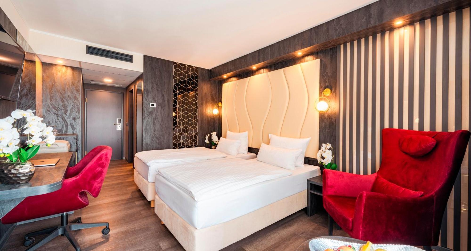 Plaza Hotel Μπρούχσαλ Εξωτερικό φωτογραφία